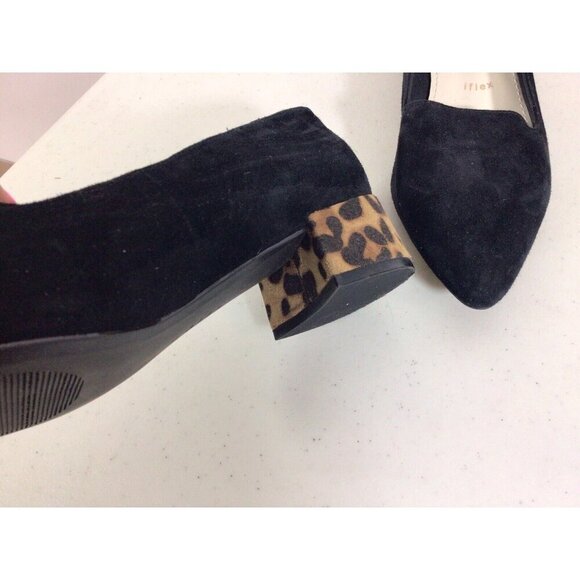 Anne Klein Black Heels with Leopard Accent - Picture 5 of 7